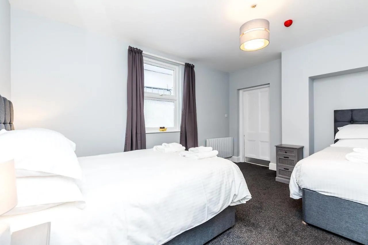 Sycamore Apartments York